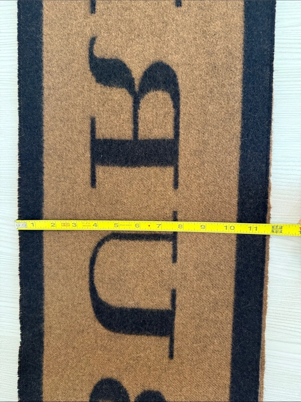 Burberry Logo 100% Cashmere Scarf Camel Black Fringe
